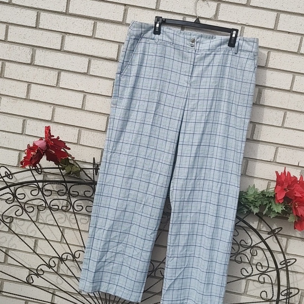 Izod Pants**